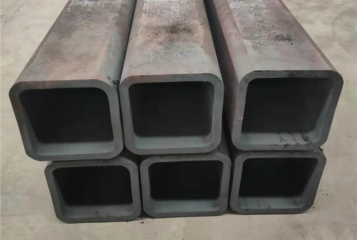 青神大口径无缝方管